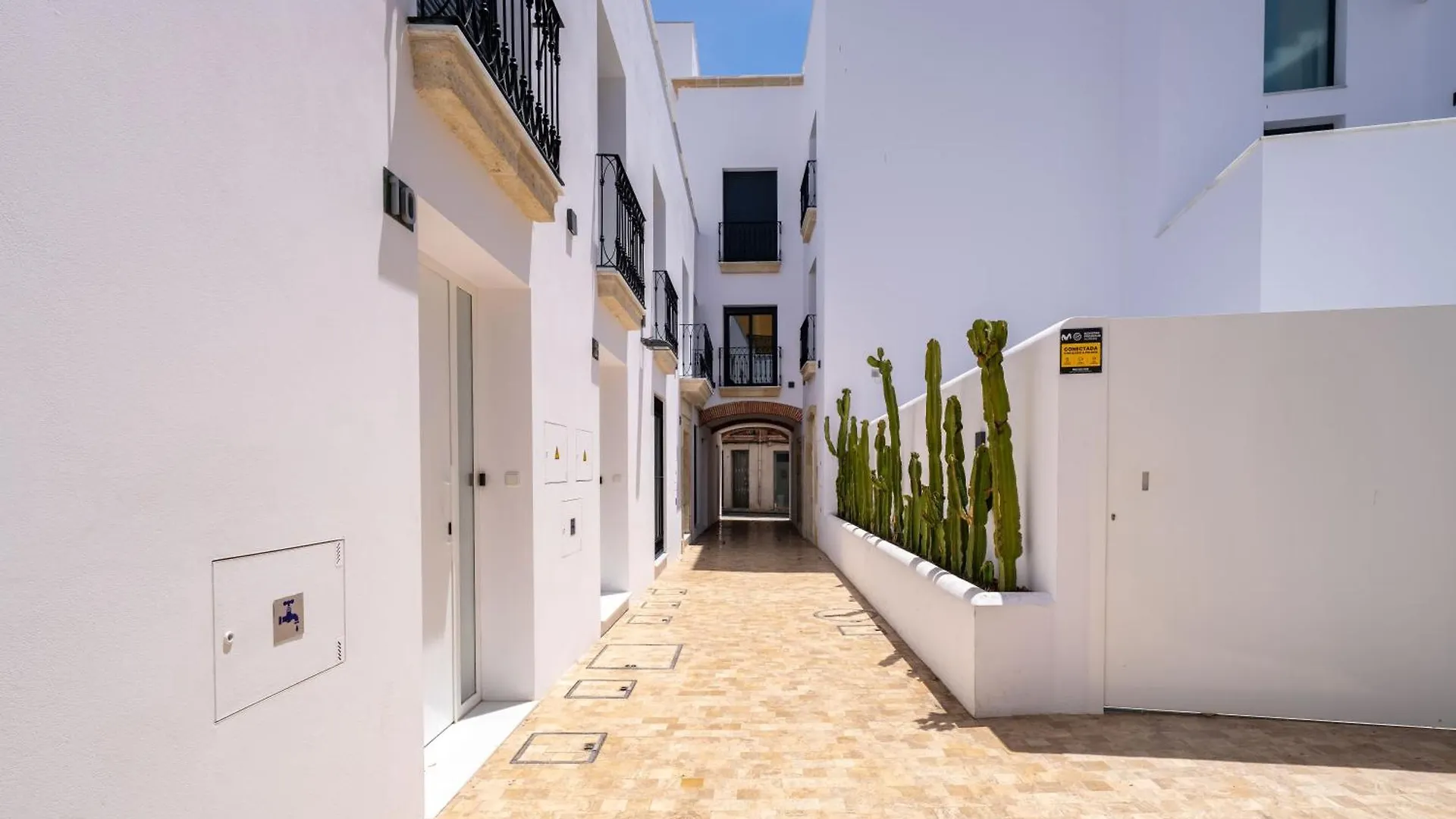 アパート Moott Homes Suites Arco De Braulio Duplex 6 アルメリア