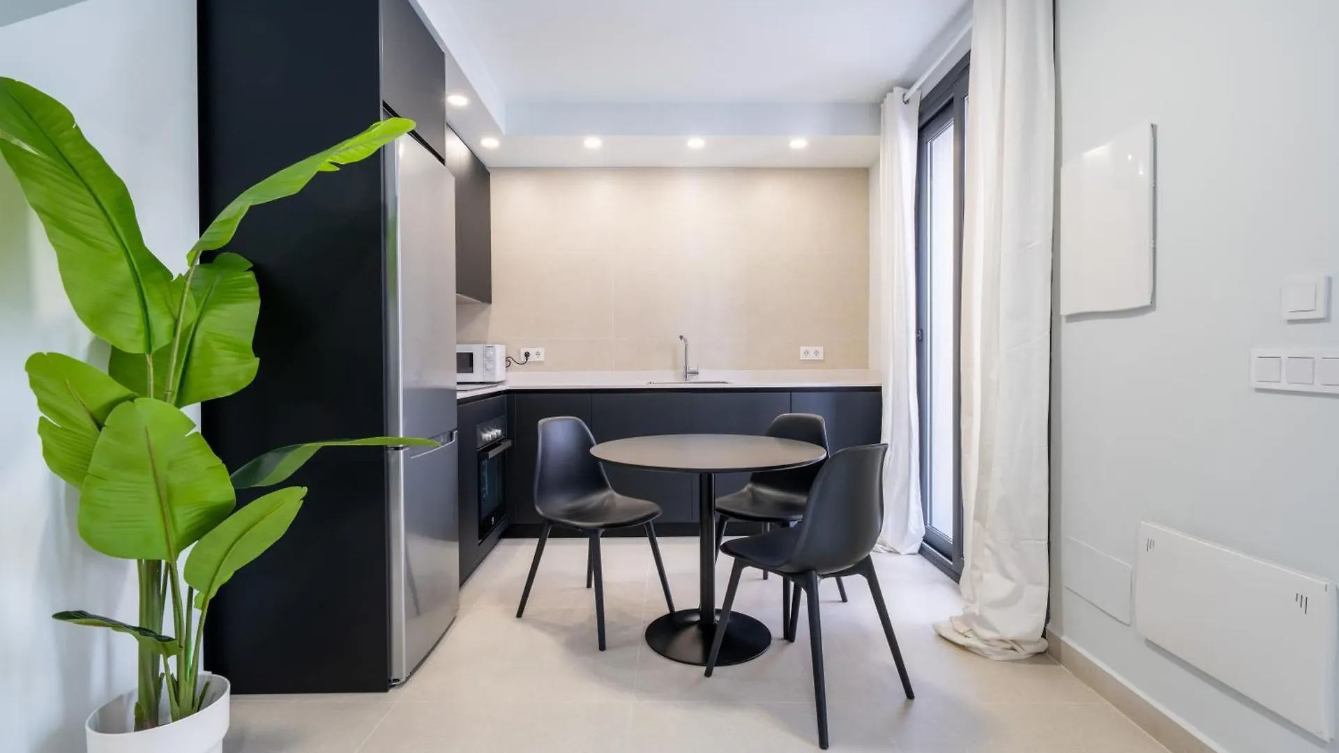 Moott Homes Suites Arco De Braulio Duplex 6 Almería